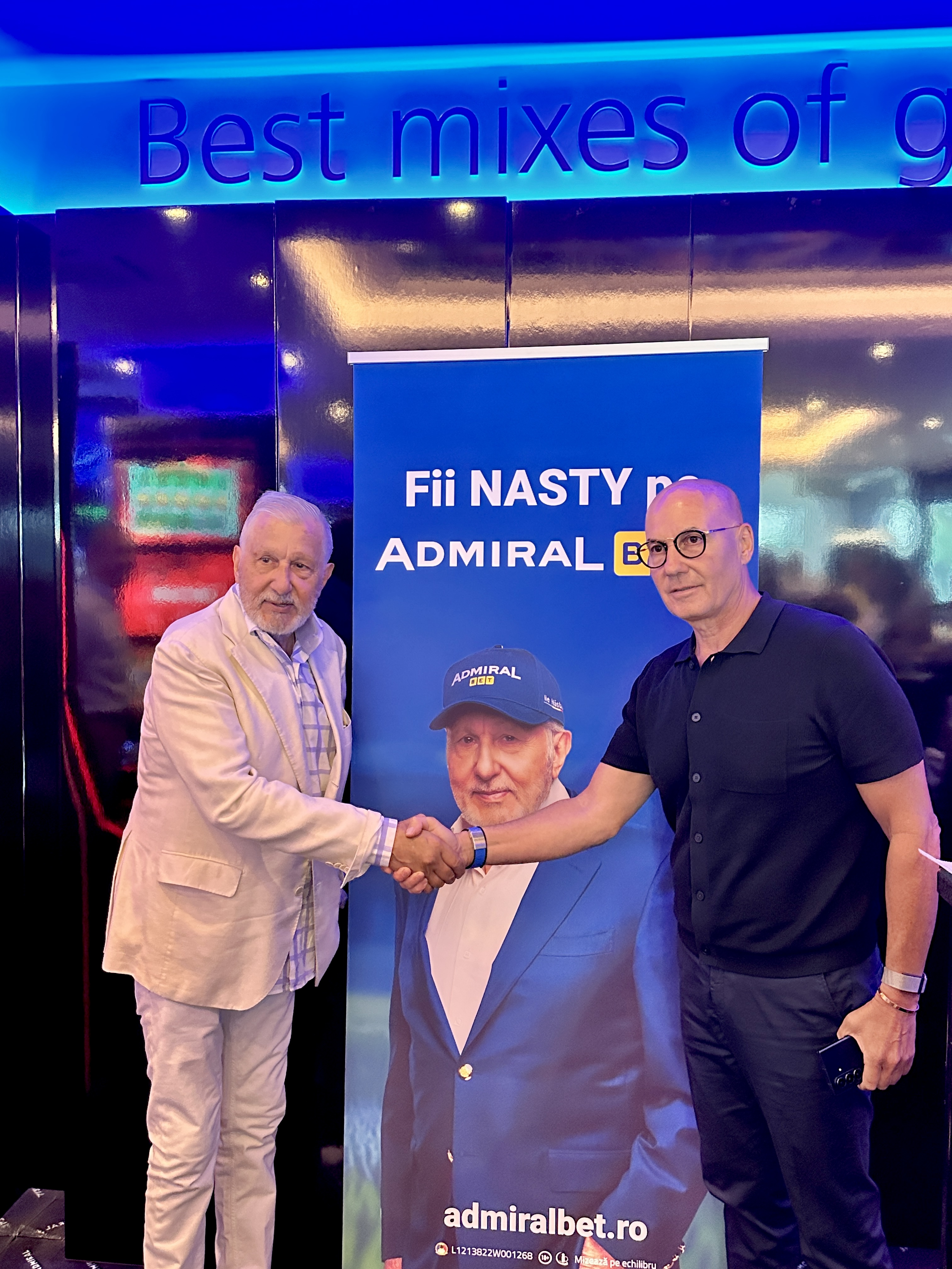Valentin - Adrian Georgescu si Ilie Nastase